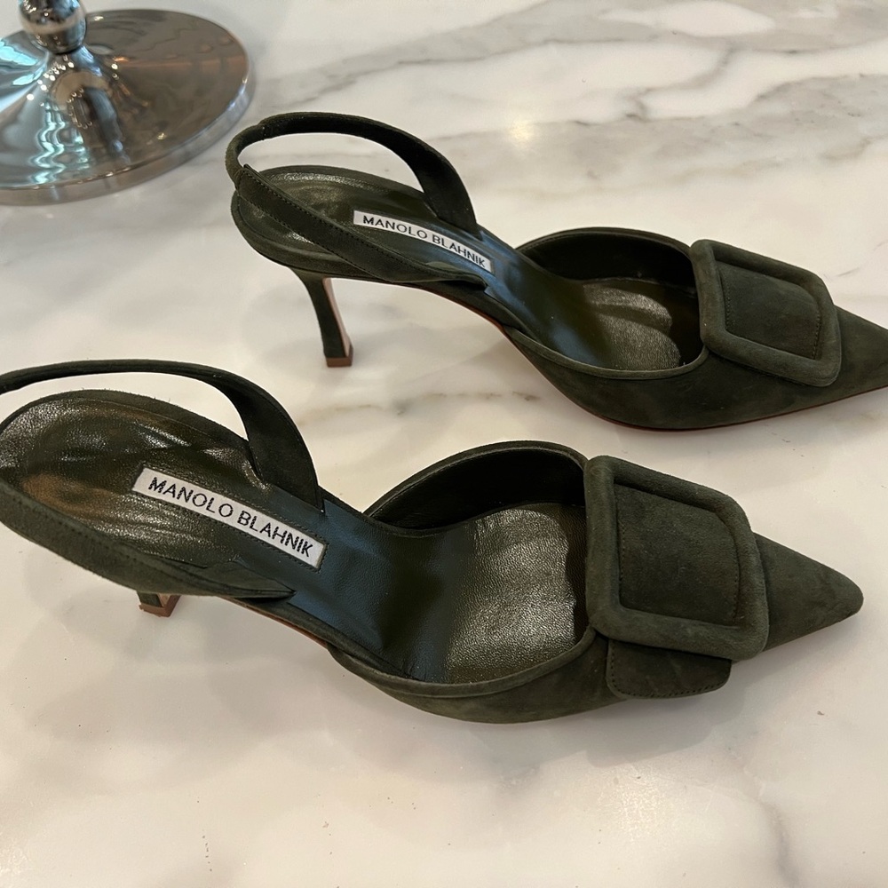 Manolo Blahnik Olive Green Slingback Kitten Heel Pumps - Picture 5 of 7
